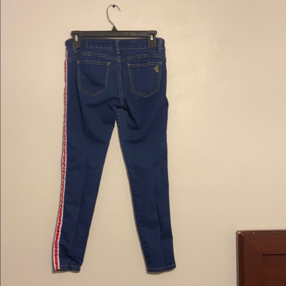 VIP JEANS - Picture 2 of 2